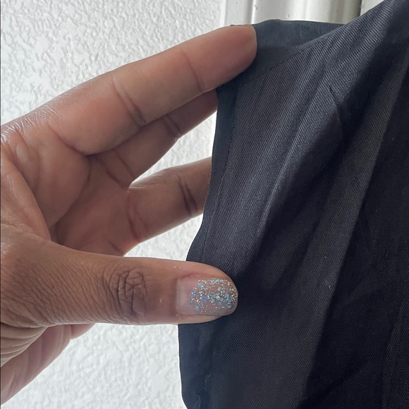 T Tahari Elegant Black Top - Picture 7 of 11